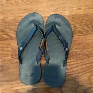 Navy Ugg Flip Flops